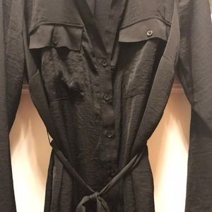 Forever 21 Tops - Forever 21 blouse with removeable belt Forever 21 Tops - Forever 21 blouse with removeable belt